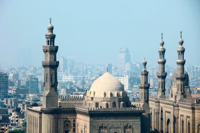 Mezquita de Al-Azhar Mezquita de Al-Azhar-Legado del Corazón Islámico de El Cairo