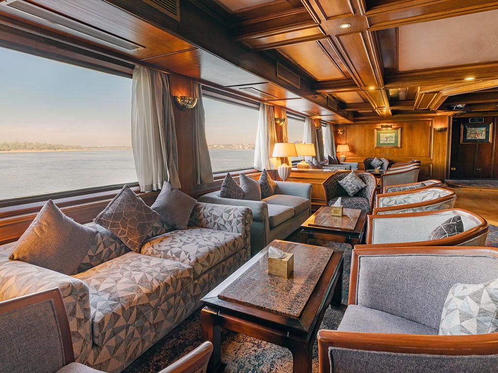 El Salón del Crucero MS Salacia El Salón del Crucero MS Salacia